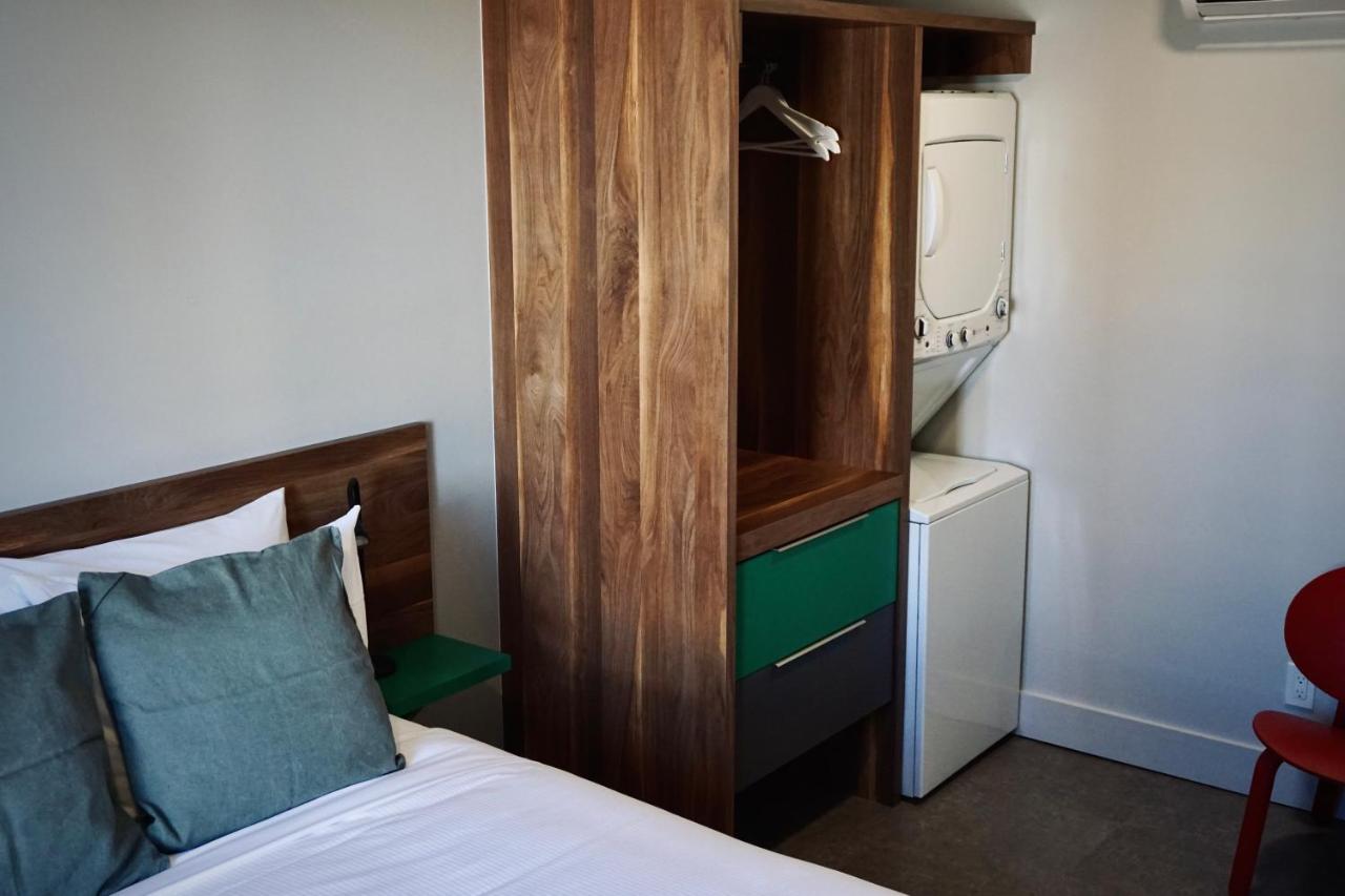 Morel Executive Suites Edmundston Buitenkant foto